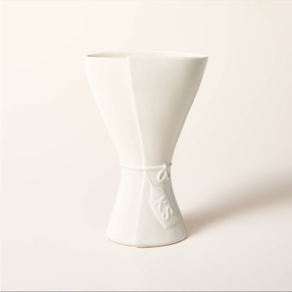 Kate Spade target White Ceramic Vase